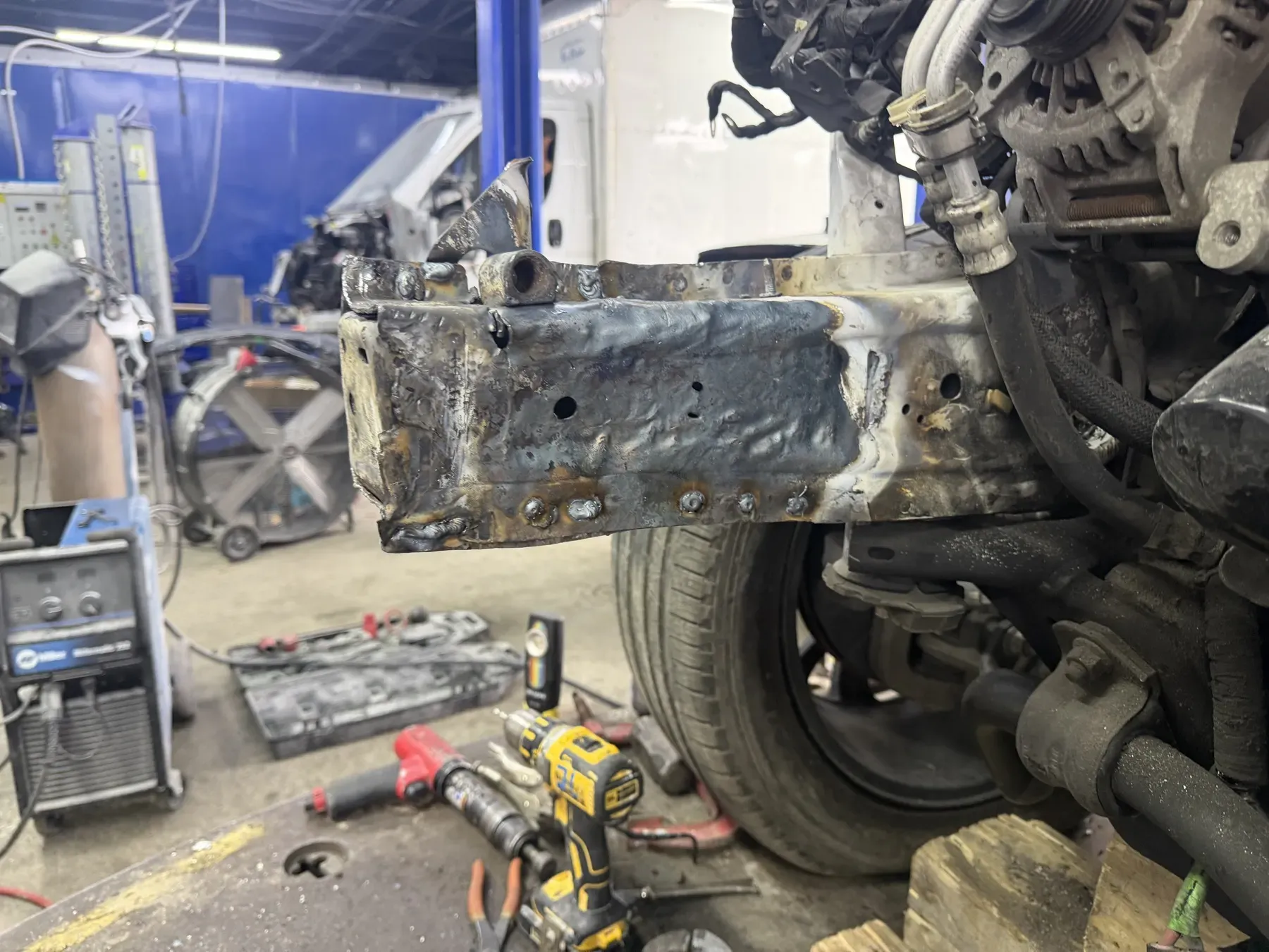 Dodge Durango: New rail section welded in.